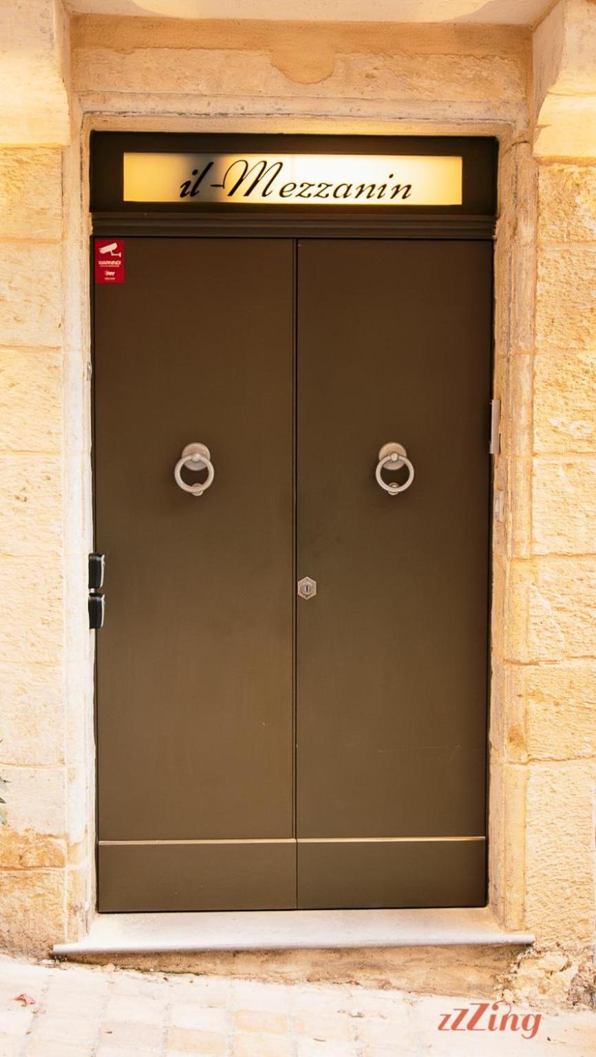 A Traditional Maltese Home In The Three Cities Birgu Luaran gambar
